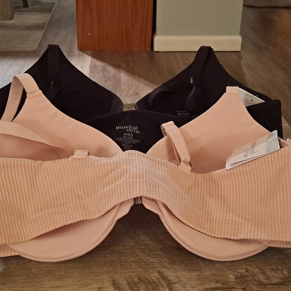 T-SHIRT BAR PRICE IS FOR ONE BRA COLOR IS TAN - Picture 2 of 4